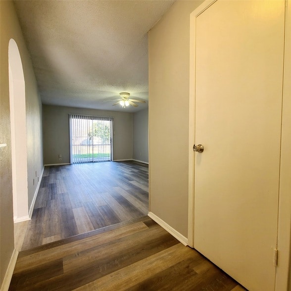 Photo - 1026 Brookshire Cir