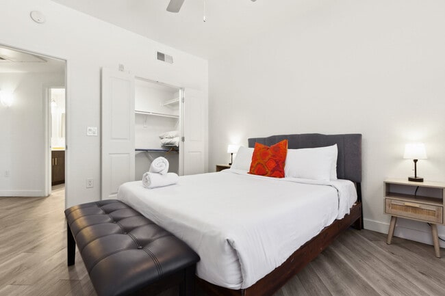 Photo - 9450 W Cabela Dr Unit ID1055572P