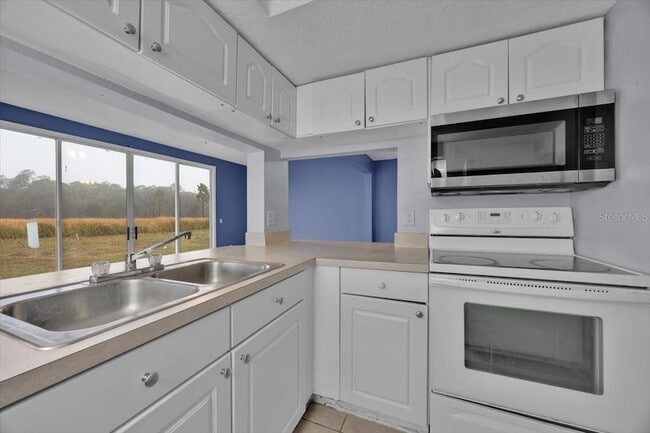 Photo - 405 Caribbean Dr