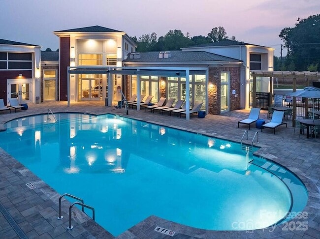 Building Photo - 141 Black Rock Rd Unit B1