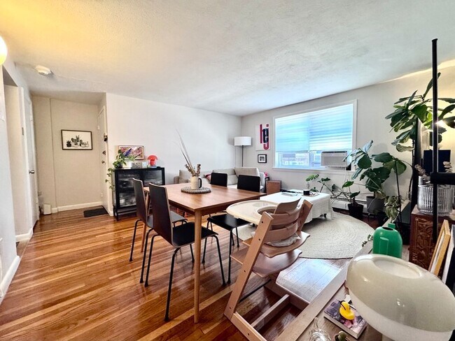 Photo - 14 Vinal St Unit 1