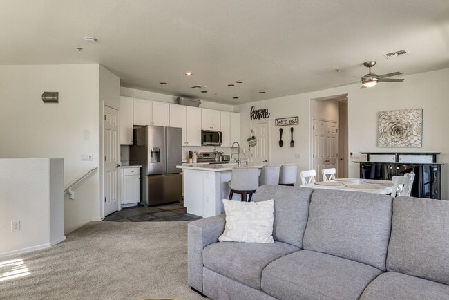 Photo - 2837 E Dunbar Dr Unit SI FL2-ID1608048P