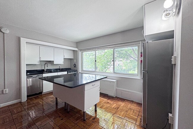 Photo - 5315 Connecticut Ave NW Unit 310
