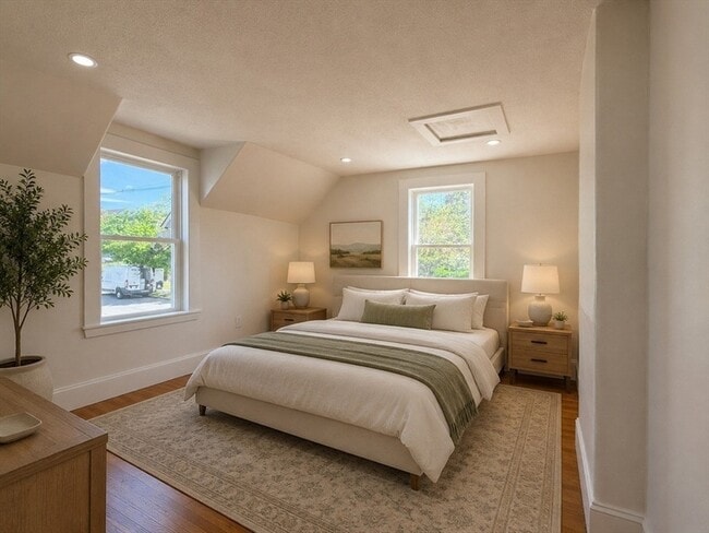 Photo - 63 Holland St