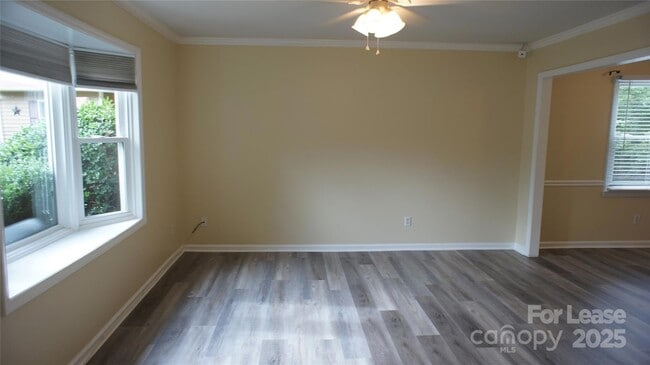 Photo - 8306 Summerglen Cir