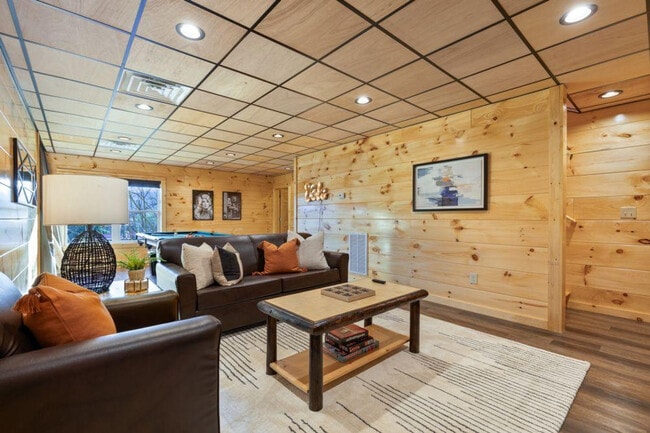 Photo - 3936 Valley View Dr Unit ID1267013P