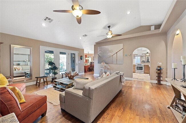 Photo - 7520 Sisk Rd