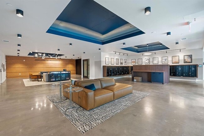 Building Photo - 4315 S Congress Ave Unit 214