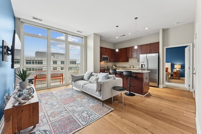 Building Photo - Residences on the Avenue