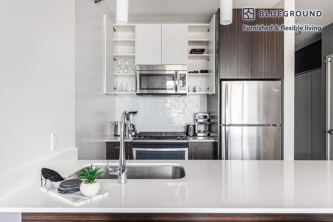 Photo - 201 N Garland Ct Unit FL31-ID17