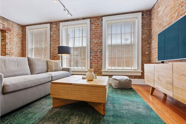 Building Photo - 822 Perdido St Unit ID1272350P