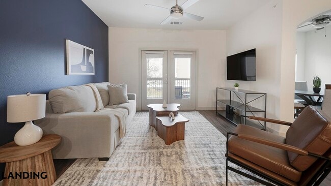 Photo - 2825 Main St Unit 721