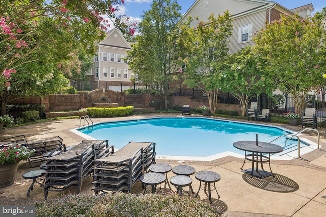 Photo - 3009 Nicosh Cir Unit 4301
