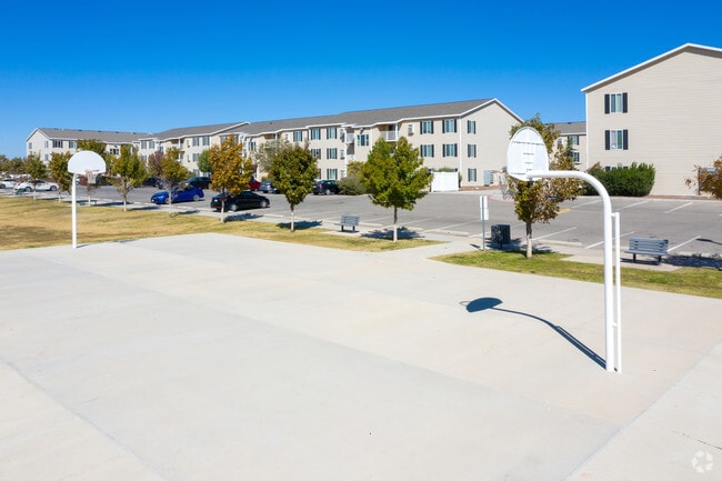 Basketball Court - Van Horne Estates Apartments