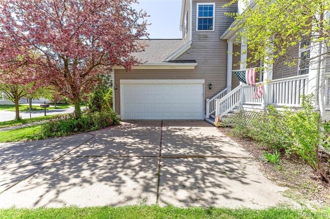 Photo - 1484 Chapleau Dr
