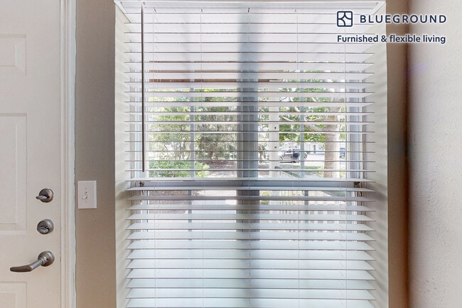 Photo - 100 Court N Dr Unit FL1-ID1220A