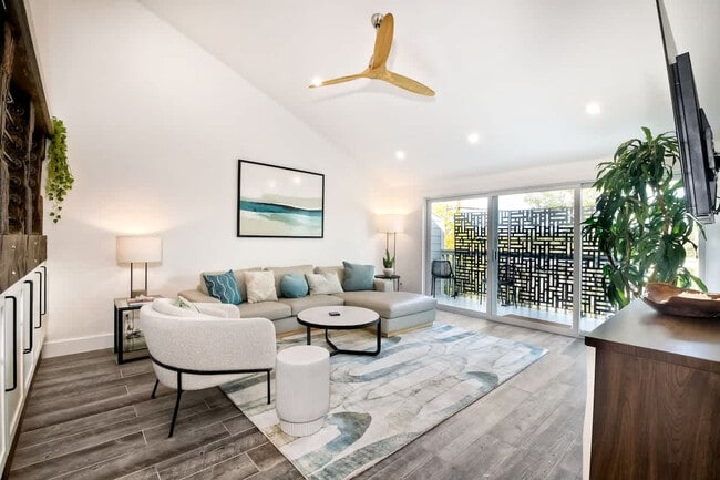 Photo - 1823 Milbank Rd Unit ID1292600P