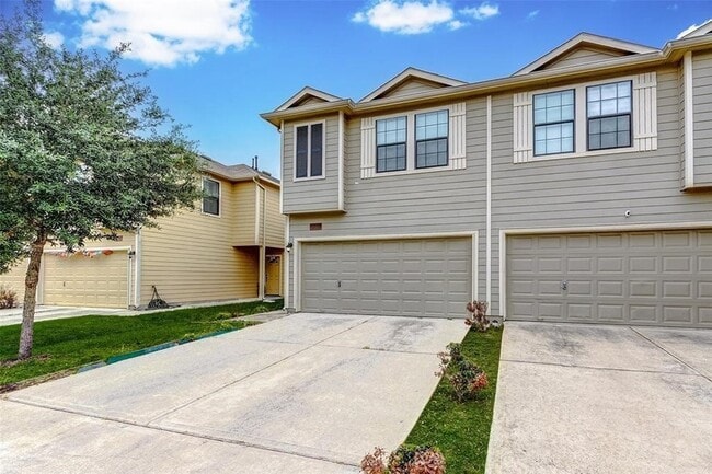 Building Photo - 6039 Shelbourne Park Ln