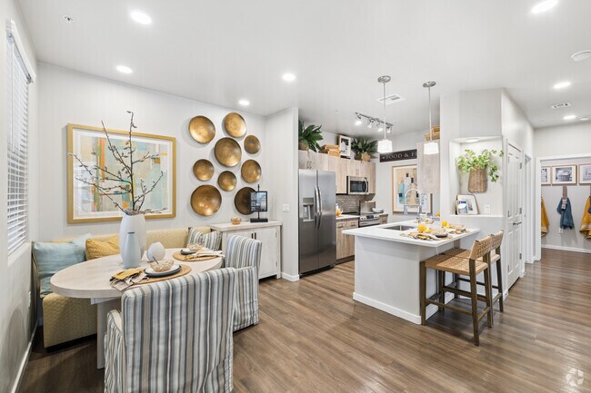 3BR, 2BA - 1,676SF - Dining Room - Encantada Gladden Farms