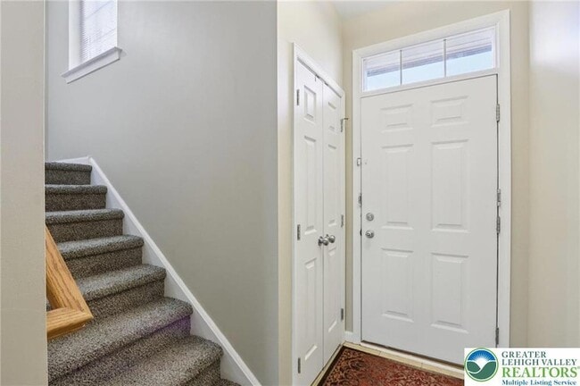 Photo - 270 Milkweed Dr