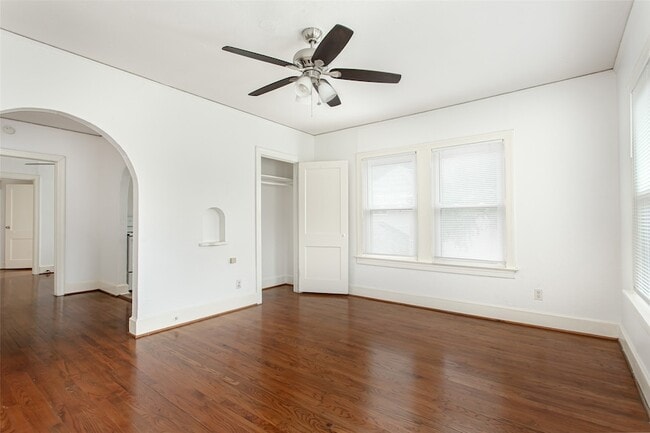 Photo - 5900 Oram St Unit 5