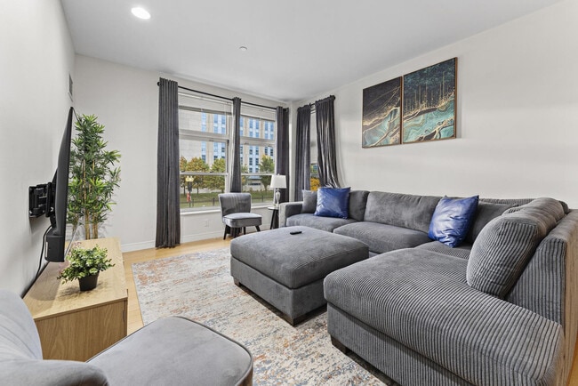 Building Photo - 601 Albany St Unit SI ID1240341P