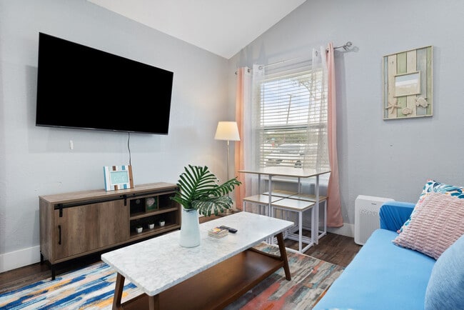 Building Photo - 511 N Racine St Unit ID1268431P