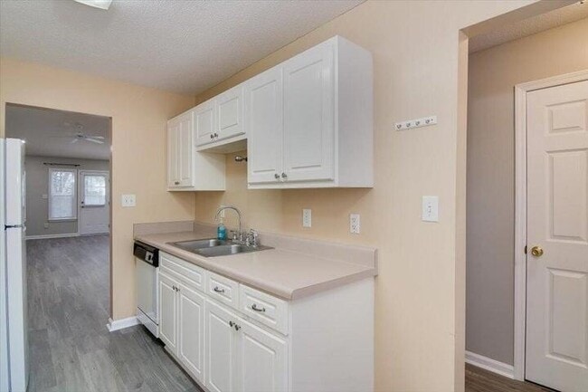 Photo - 3013 Abba Dr