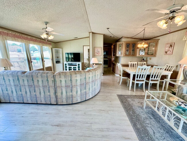 Photo - 2145 Nettles Blvd Unit SI ID1537508P
