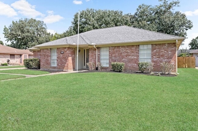 Photo - 660 Bancroft Dr