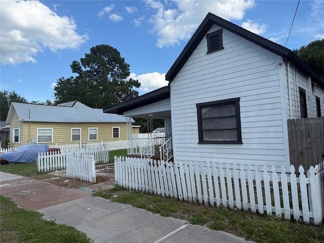 Photo - 2116 W Pine St