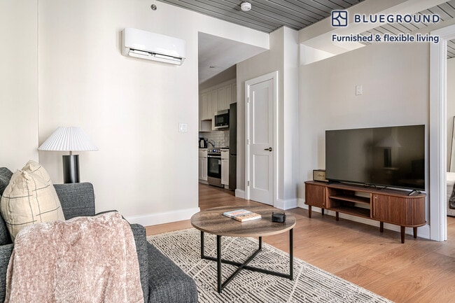 Photo - 44 Bromfield St Unit SI FL6-ID1313