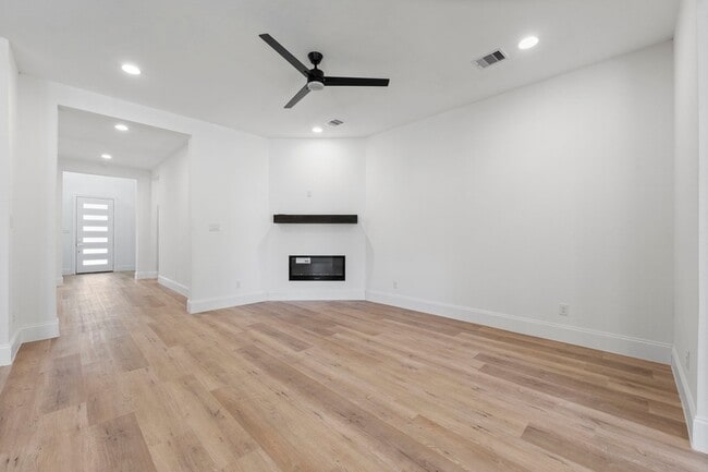 Photo - 3531 White Oak Point Dr