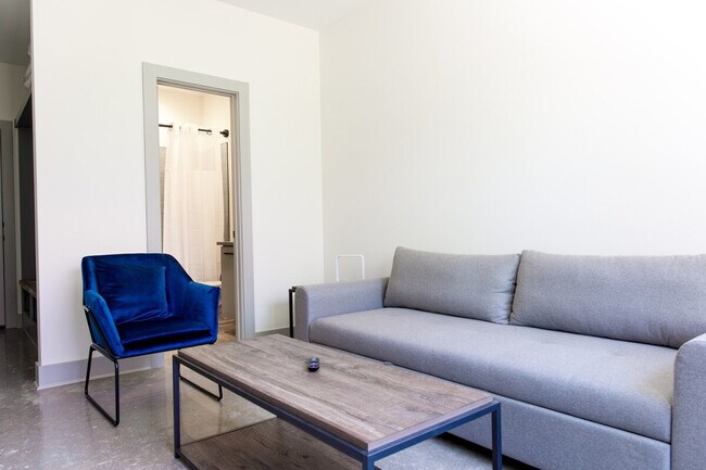 Photo - 315 NE Burwood Mews Unit ID1221828P