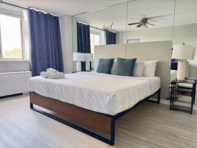 Photo - 215 Piedmont Ave NE Unit SI FL5-ID1299387P