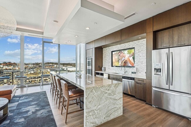 Photo - Vertis Green Hills