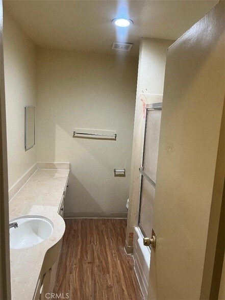 Photo - 1451 W 105th St Unit 2