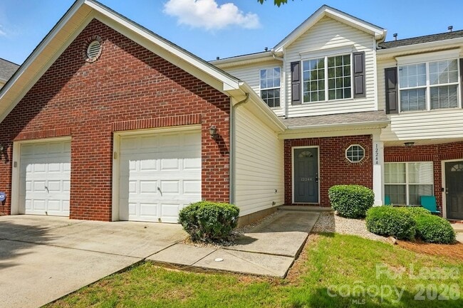Building Photo - 12244 Stratfield Pl Cir