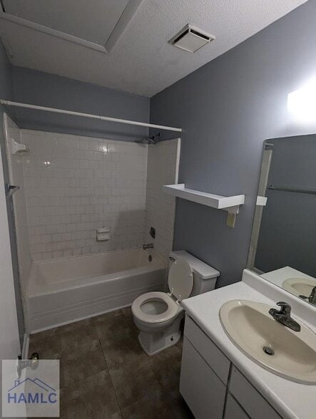 Photo - 727 S Main St