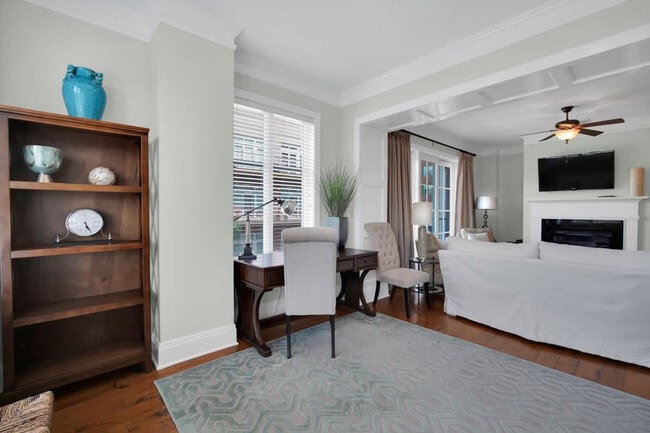 Photo - 165 W Bay St Unit ID1244806P