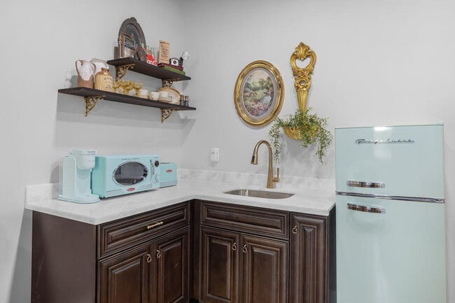 Photo - 156 Camellia St Unit ID1267796P