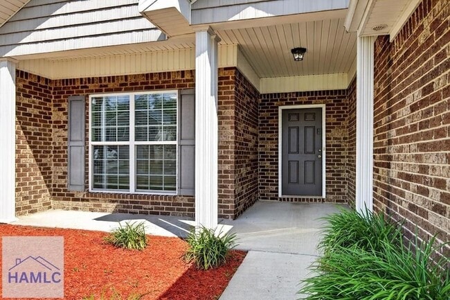 Photo - 182 Grandview Dr