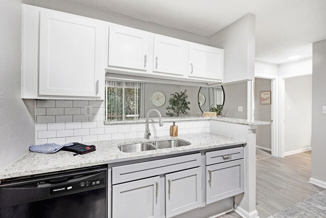 Photo - Andover Woods