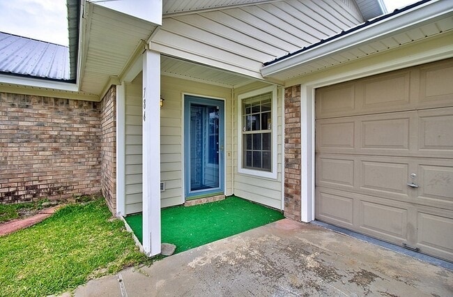 Photo - 784 Inwood Dr