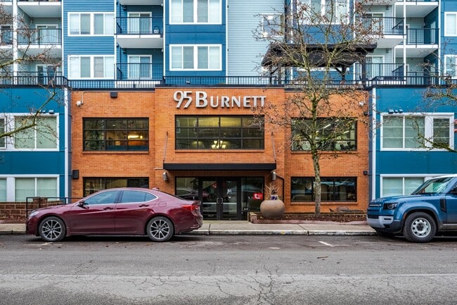 95 Burnett Renton, WA units available CorporateHousing
