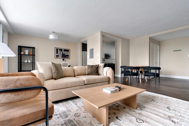 Photo - 1515 Richmond Hwy Unit ID8654A