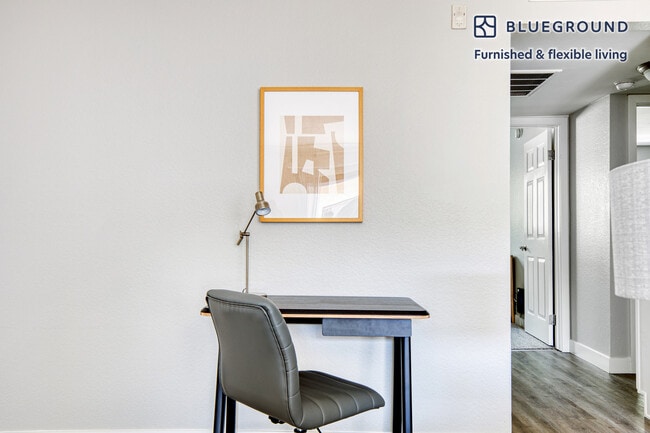 Photo - 12954 Riverside Dr Unit FL2-ID488