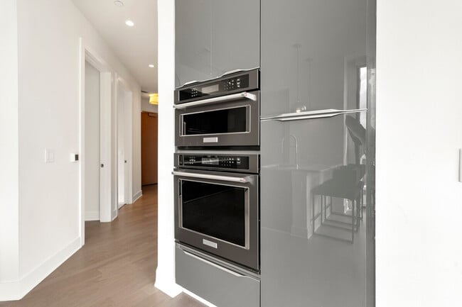 Photo - 1400 W Peachtree St NE Unit ID1351864P