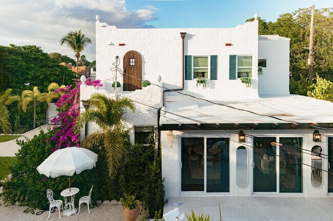 Photo - 610 38th St Unit ID1378374P