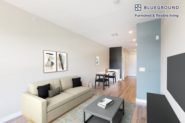 Photo - 79 Alexander St Unit FL3-ID3399A